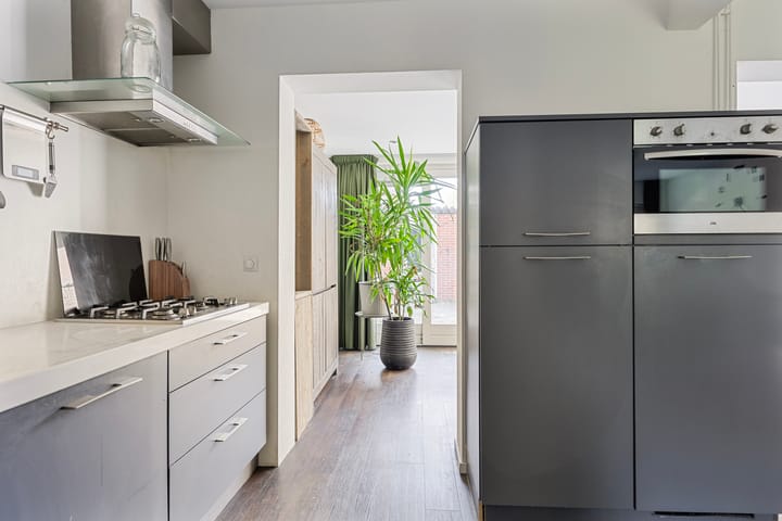 Foto 13 van Burgemeester van Claarenbeekstraat 26