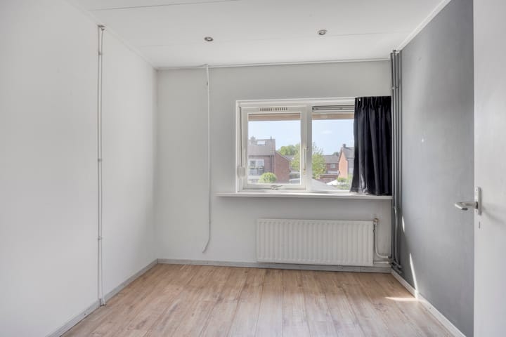 Foto 19 van Burgemeester van Claarenbeekstraat 26