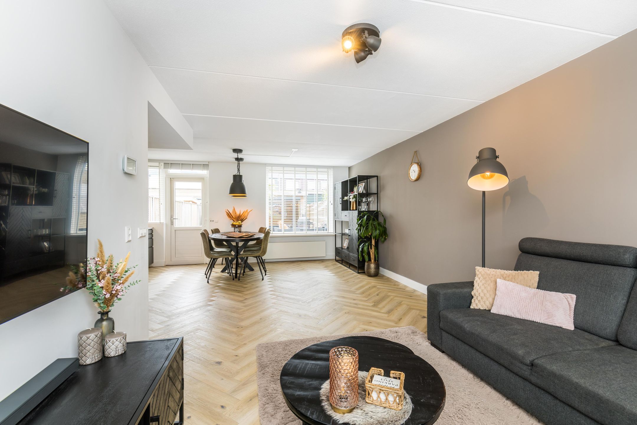 Foto 12 van Dagpauwooghof 30