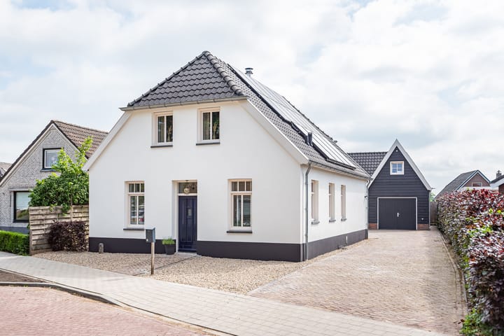 Foto 1 van Hogeweg 57