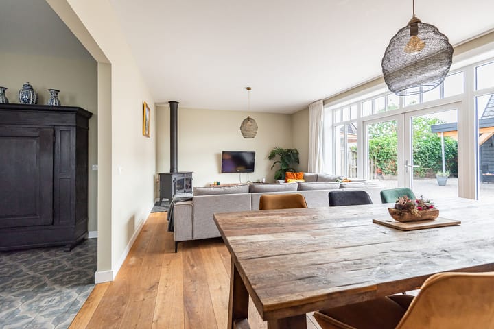 Foto 2 van Hogeweg 57