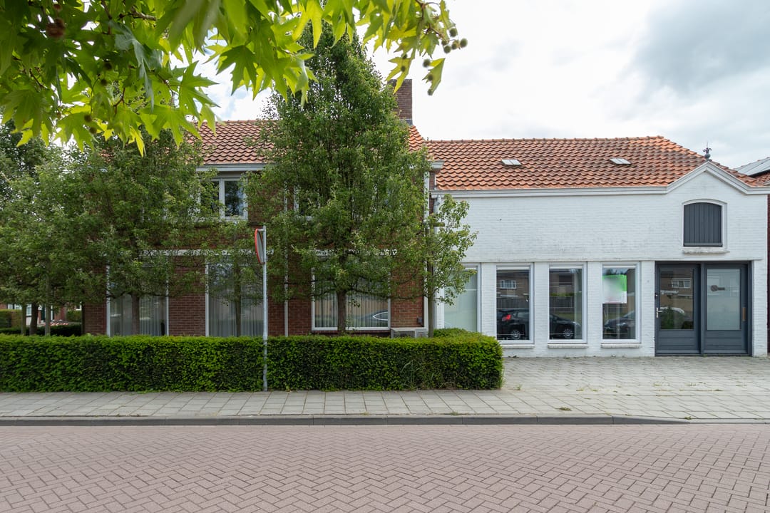 Foto 1 van Willem Alexanderstraat 2