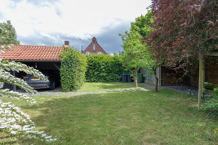 Photo 41 of Willem Alexanderstraat 2