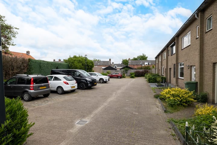 Foto 32 van Kruispad 3