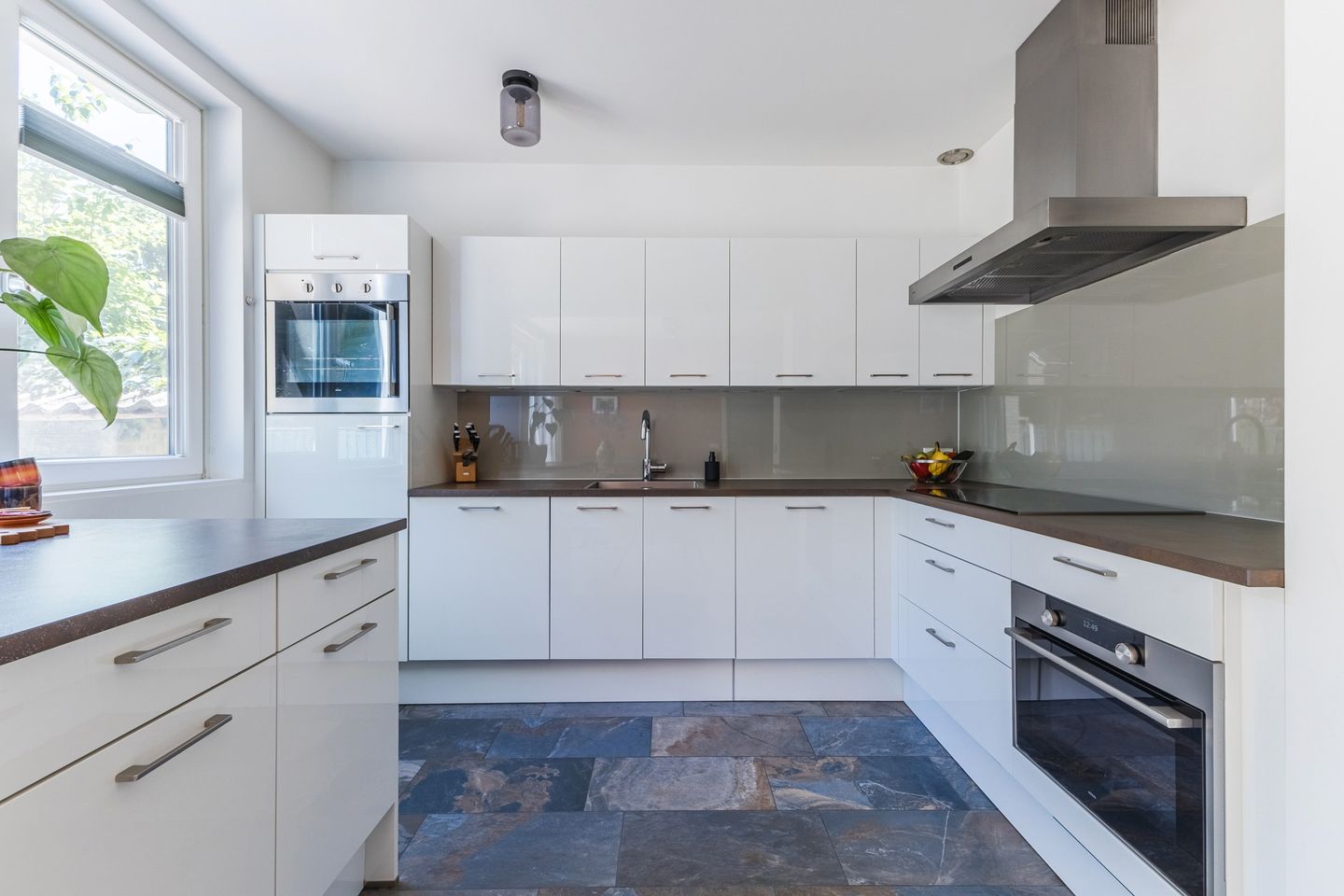 Photo 4 of Treilerstraat 66