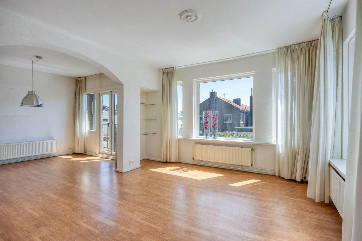 Photo 10 of Diekmanstraat 1-1