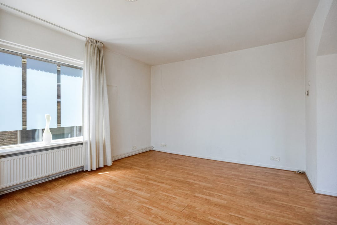 Photo 11 of Diekmanstraat 1-1