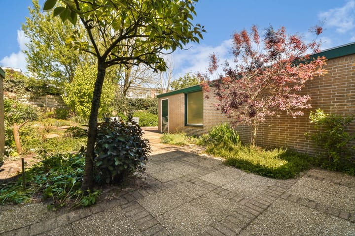 Photo 16 of Mr Troelstrastraat 44