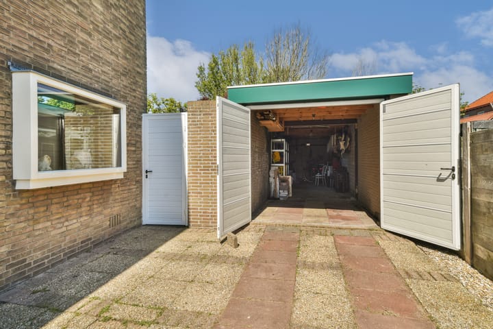 Photo 17 of Mr Troelstrastraat 44