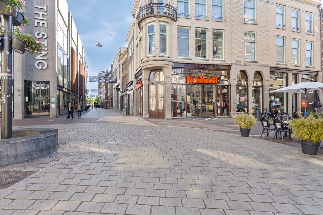 Photo 16 of Looierstraat 2-7B