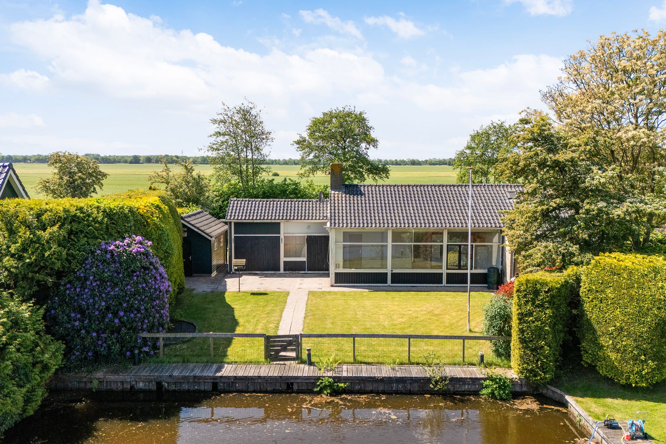 2-bedroom freehold villa in Boornzwaag — photo 1 of 5