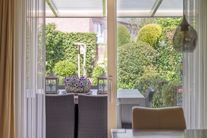 Foto 16 van Lottistraat 6