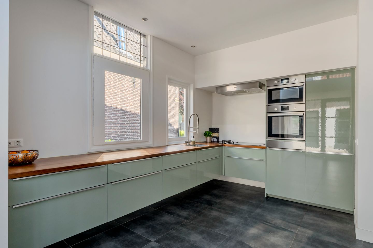 Foto 19 van Oegstgeesterweg 81