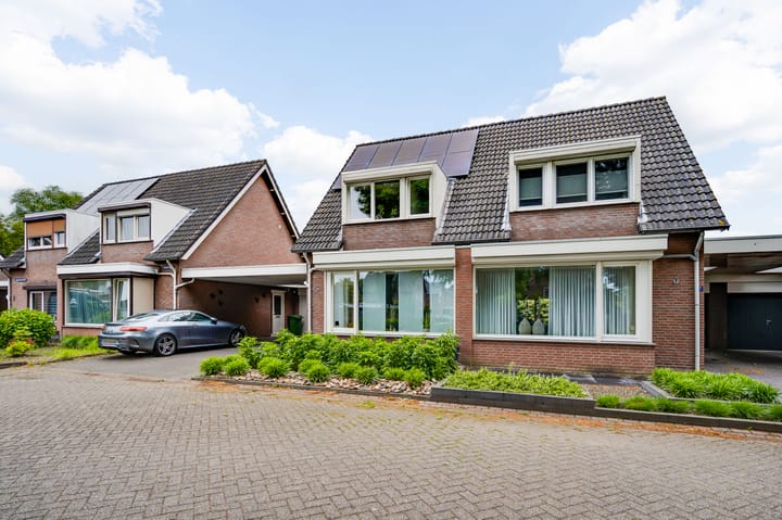 Photo 26 of Leliestraat 15