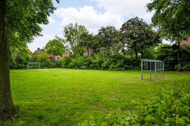 Photo 28 of Leliestraat 15