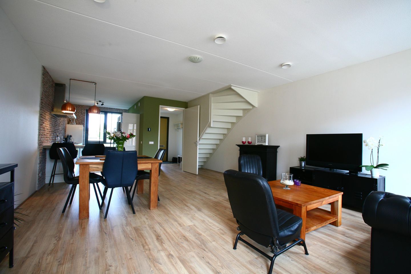 Photo 10 of Hagesteinstraat 5