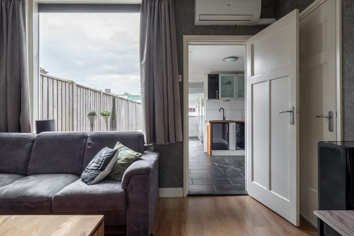 Photo 14 of Govert Flinckstraat 17