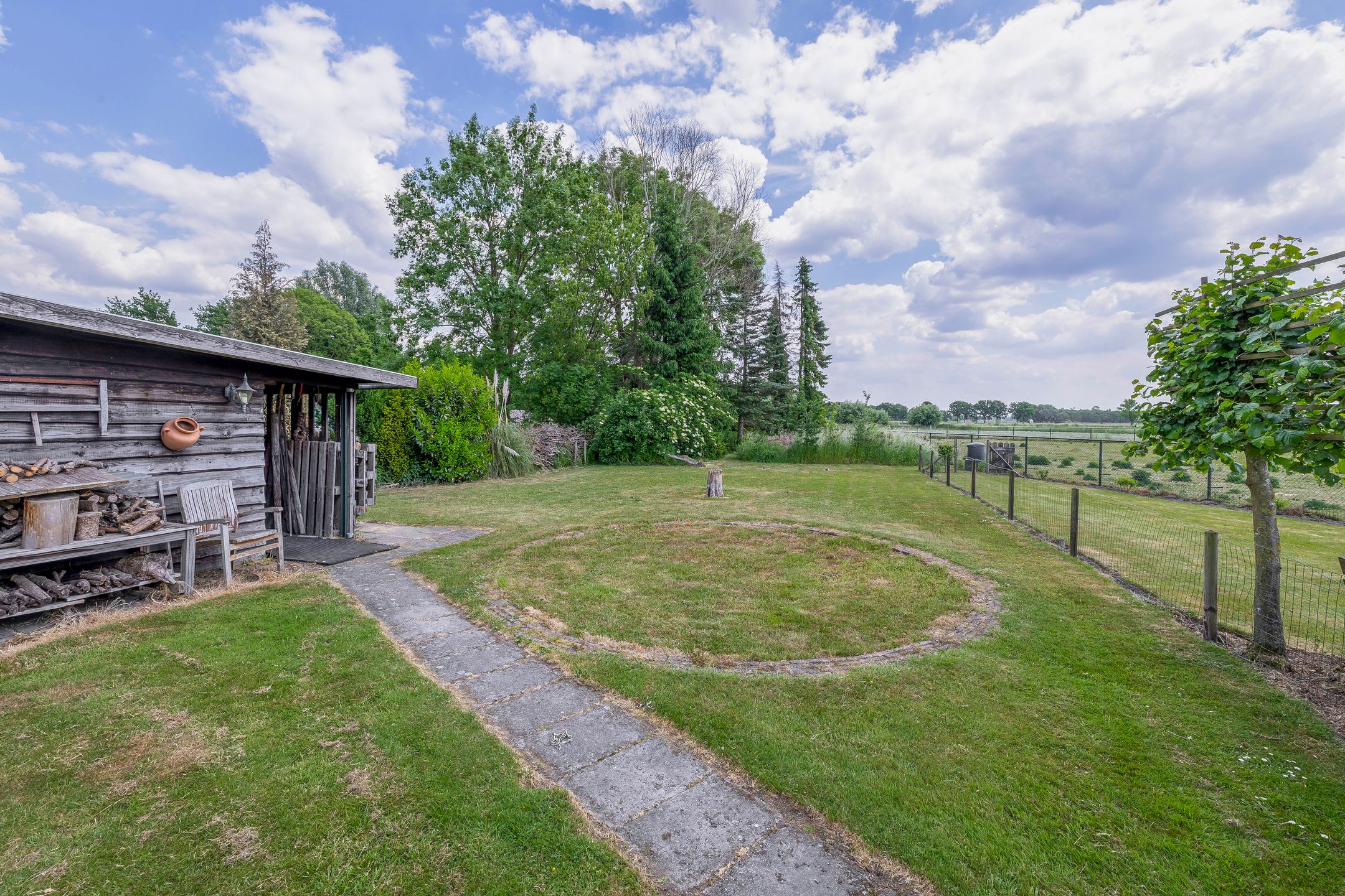 Photo 36 of Vonderpad 11