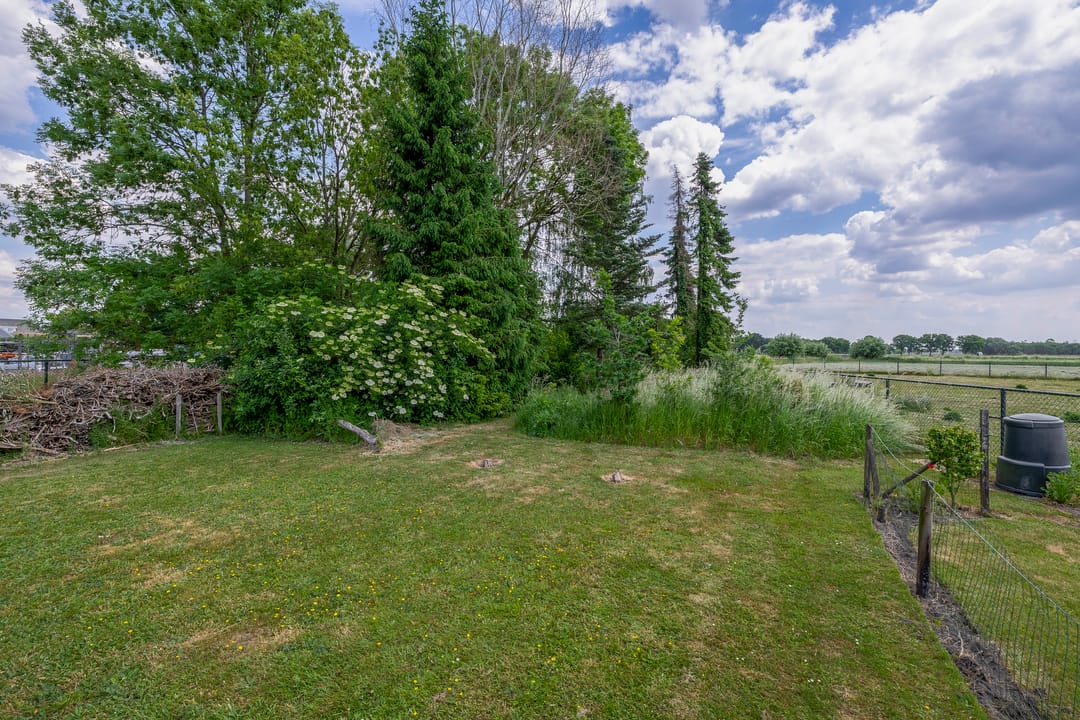 Photo 37 of Vonderpad 11