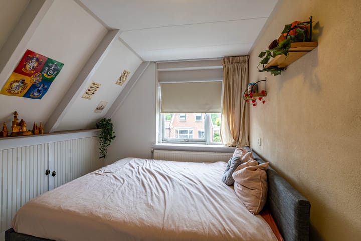 Foto 31 van Burg v Roijenstr Oost 40