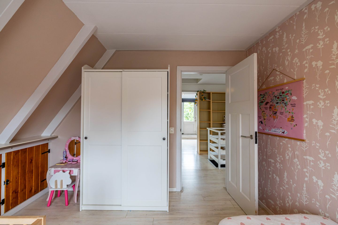 Foto 34 van Burg v Roijenstr Oost 40