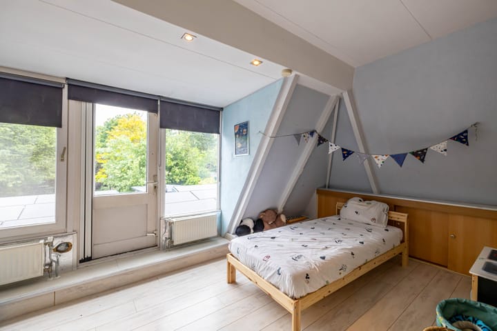 Foto 40 van Burg v Roijenstr Oost 40