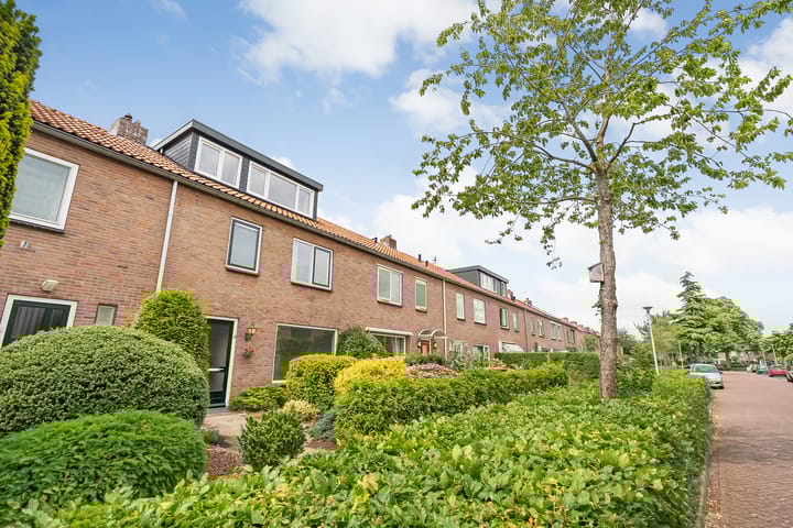 Photo 24 of Cederlaan 34