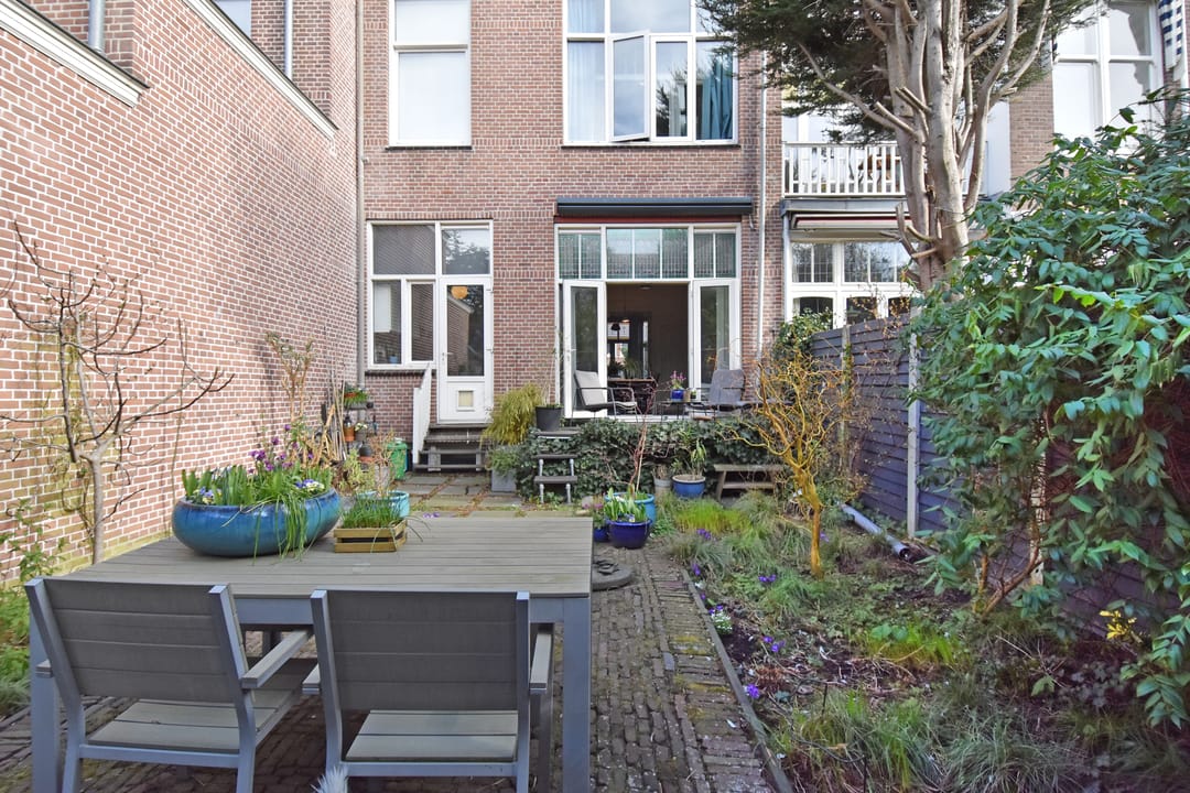 Photo 17 of Laan van Nieuw-Oost-Indië 195