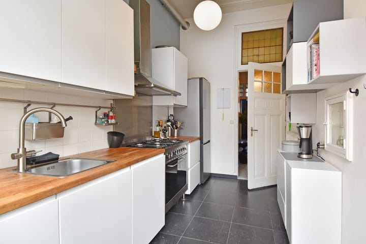 Photo 22 of Laan van Nieuw-Oost-Indië 195