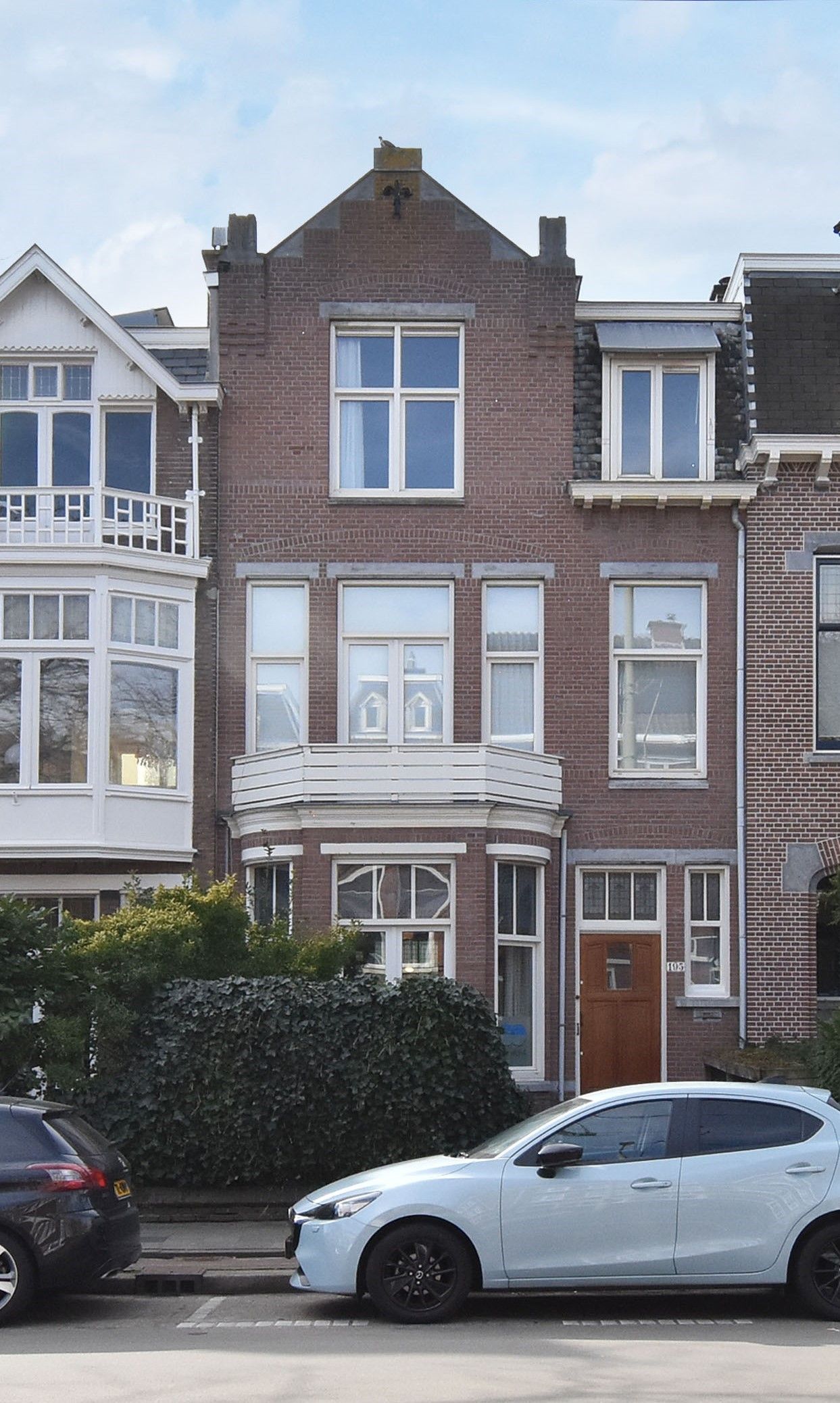 Photo 40 of Laan van Nieuw-Oost-Indië 195