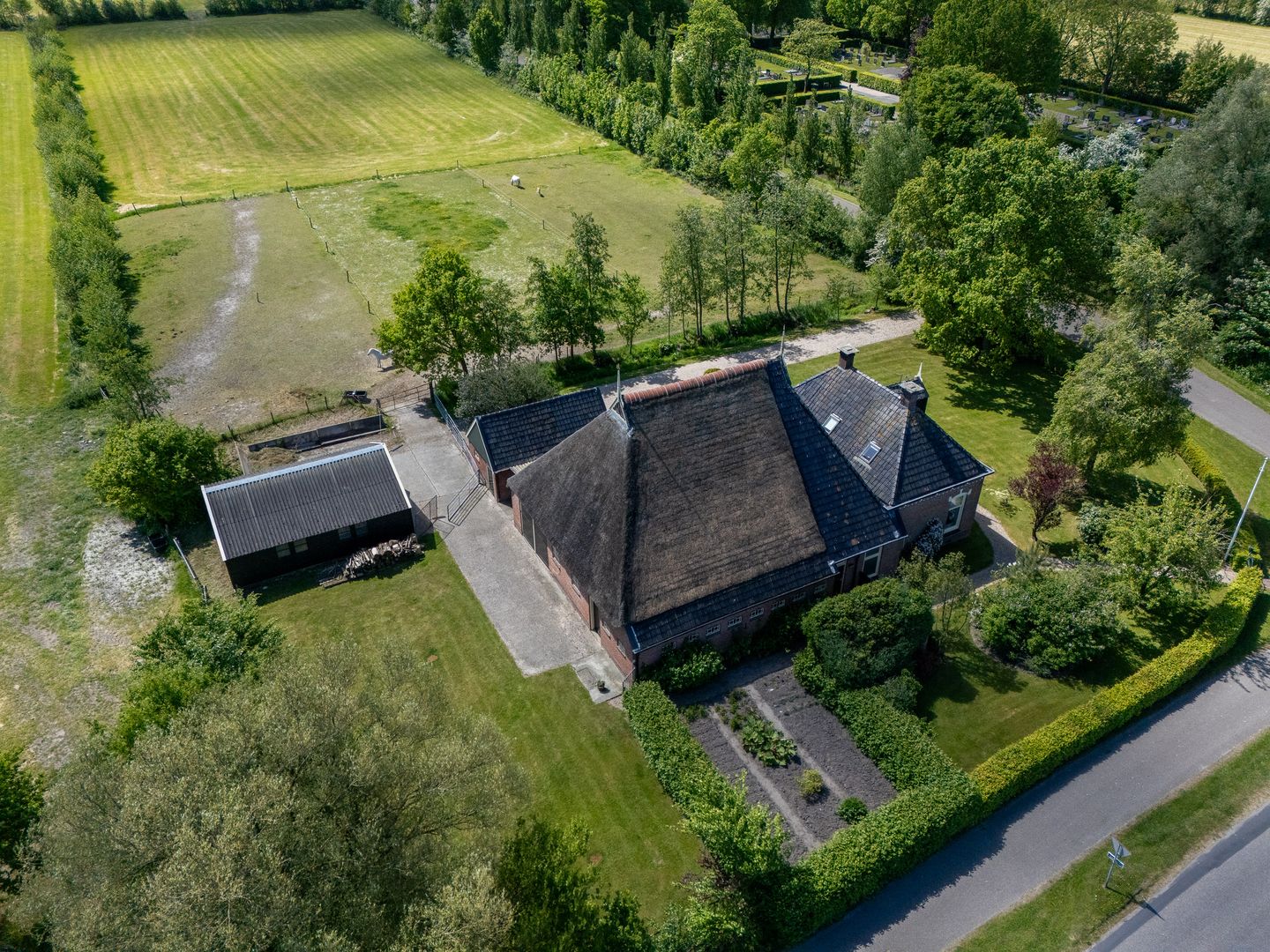 Photo 59 of Foarwei 1