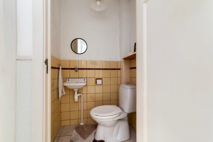 Photo 3 of Burgemeester de Bruïnelaan 1-A