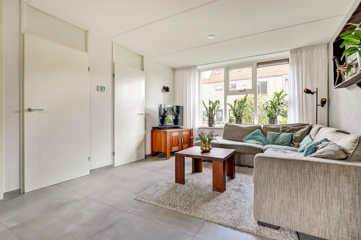 Foto 8 van Dahliastraat 58