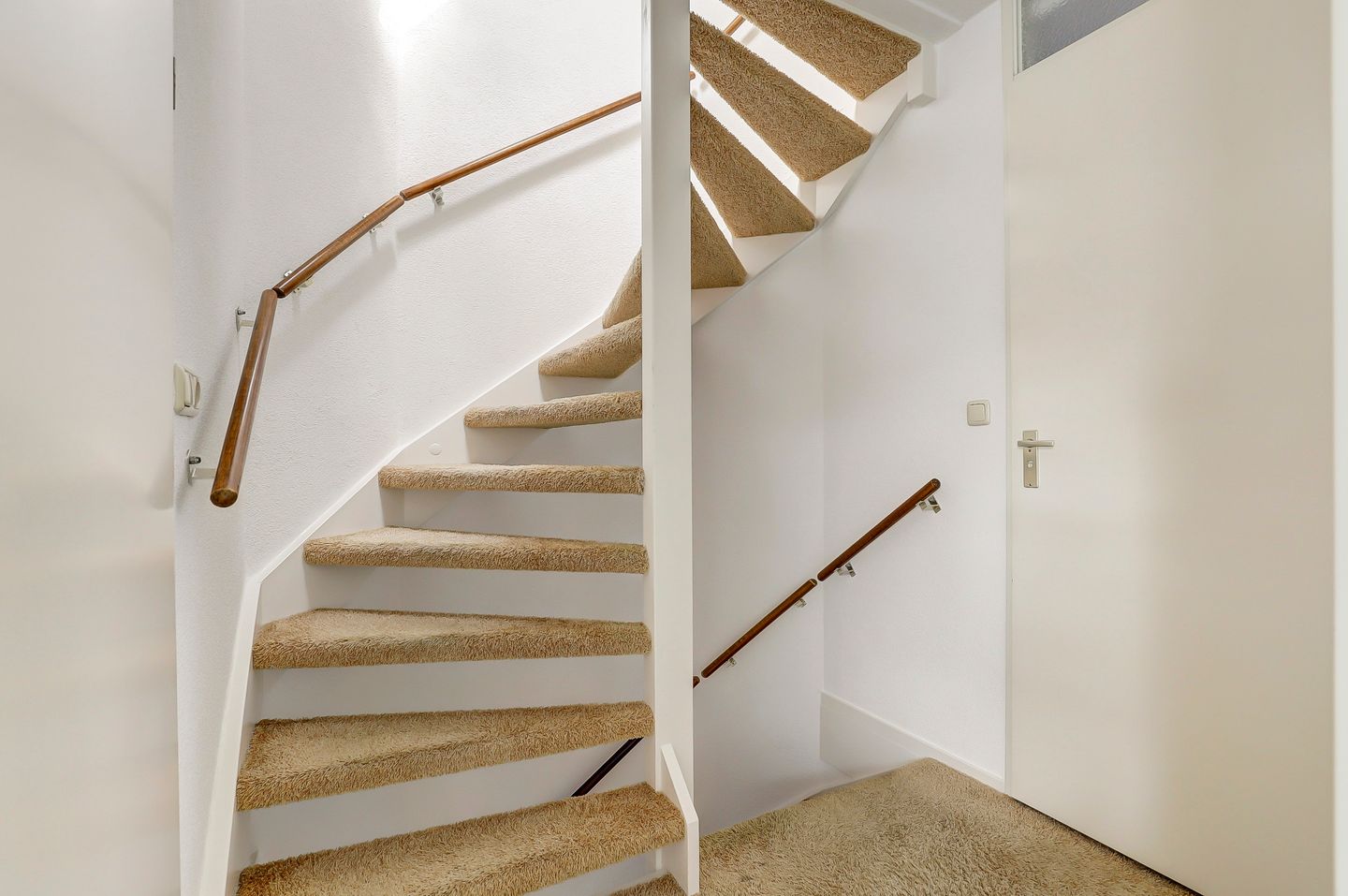 Foto 25 van Dahliastraat 58