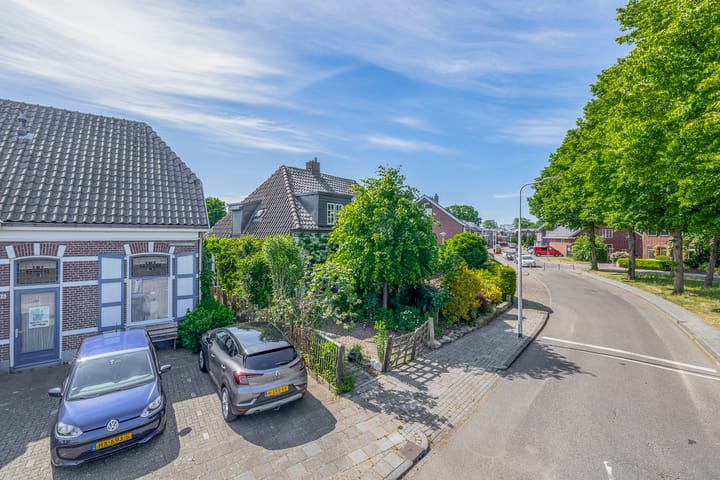 Foto 2 van Oude Vriezenveenseweg 2