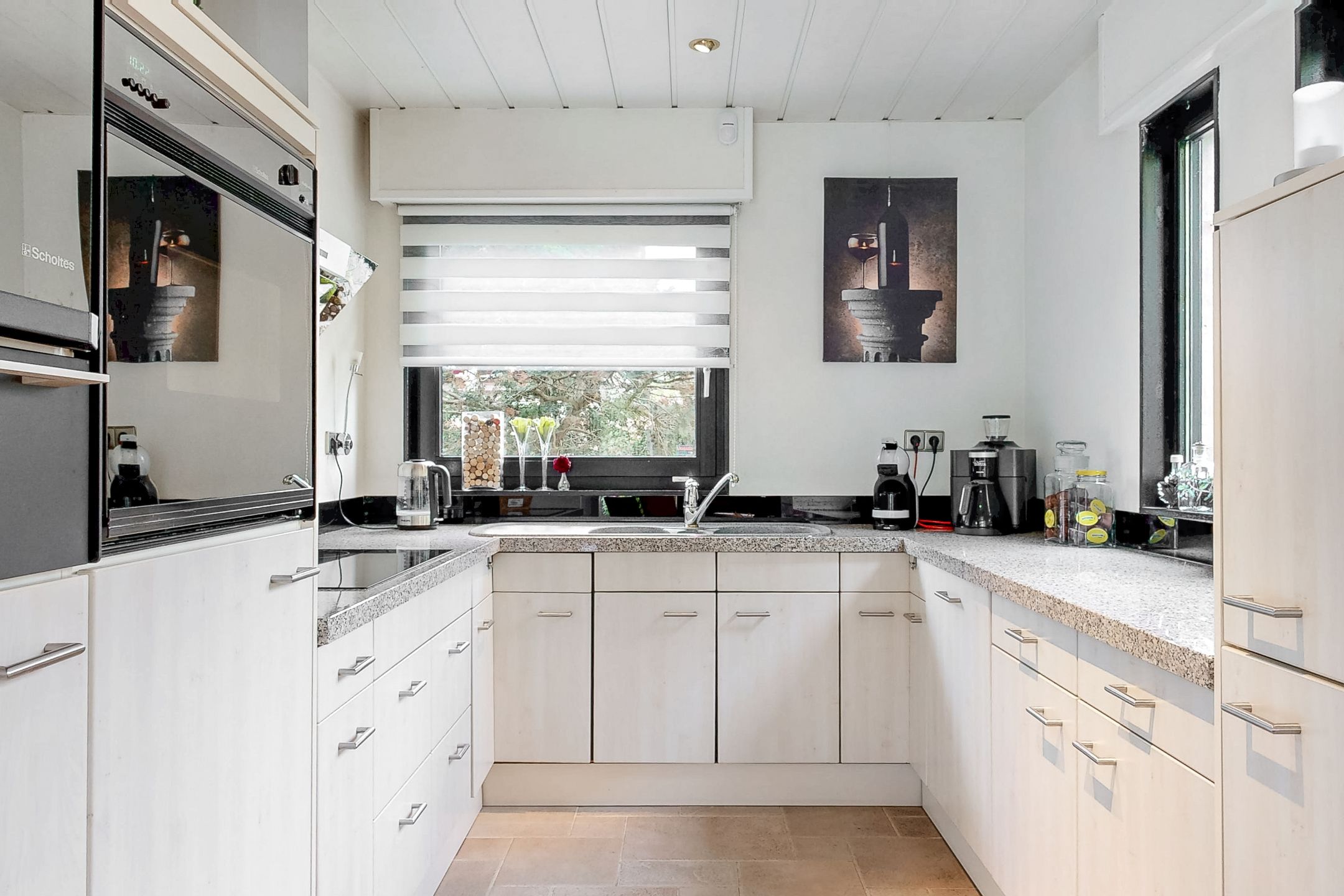 Foto 9 van Gravin Adalaan 8