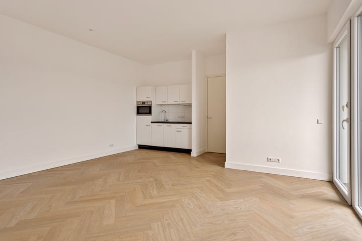 Foto 9 van Noord-Besterdstraat 70-03