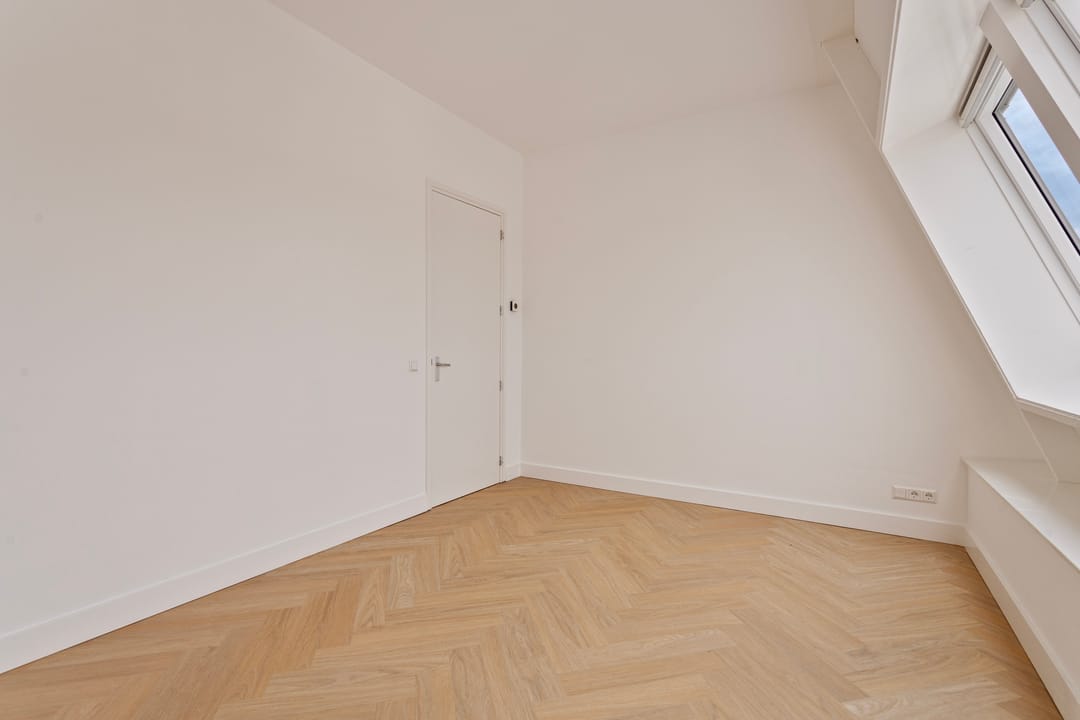 Foto 13 van Noord-Besterdstraat 70-03