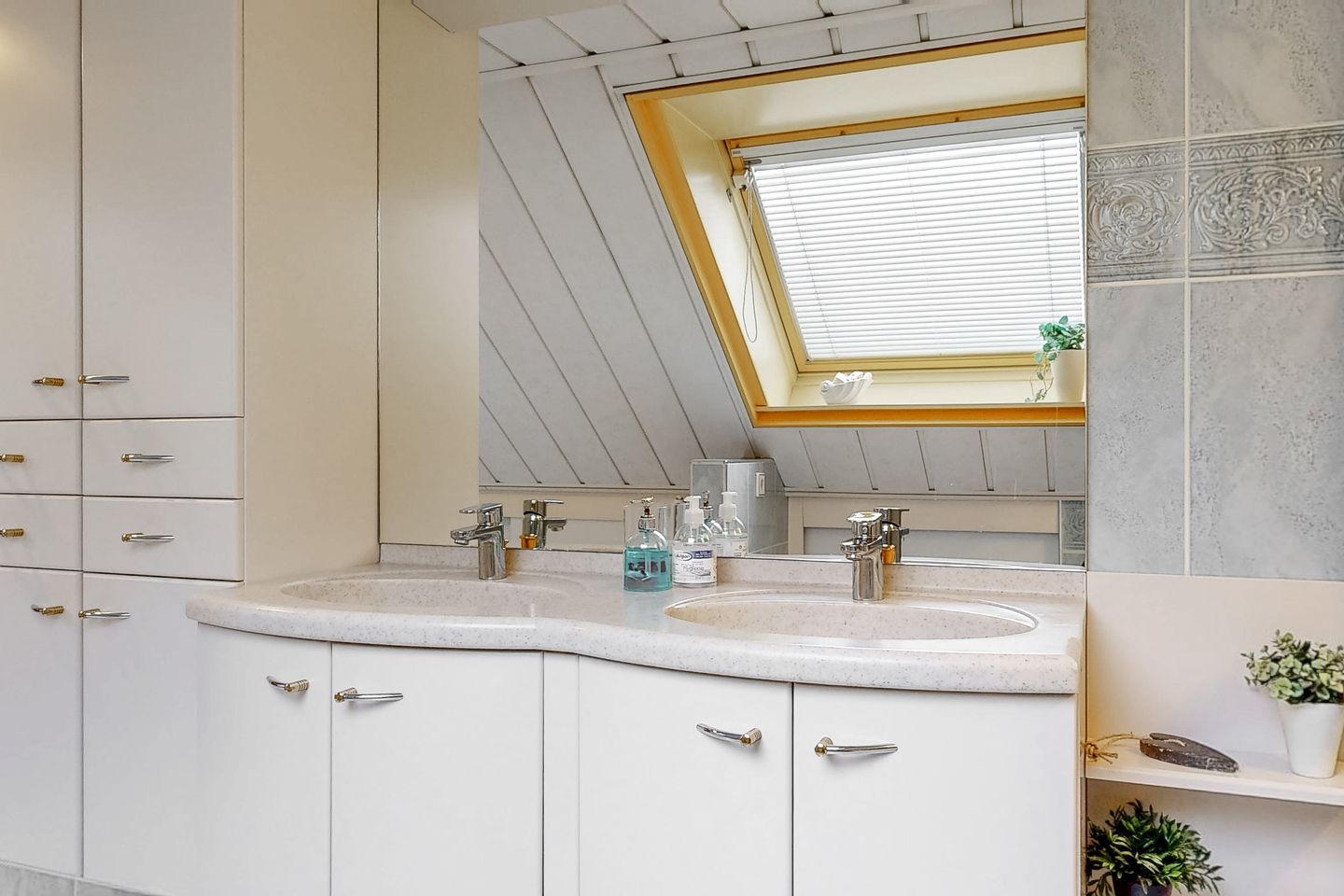 Foto 29 van Gravin Adalaan 8