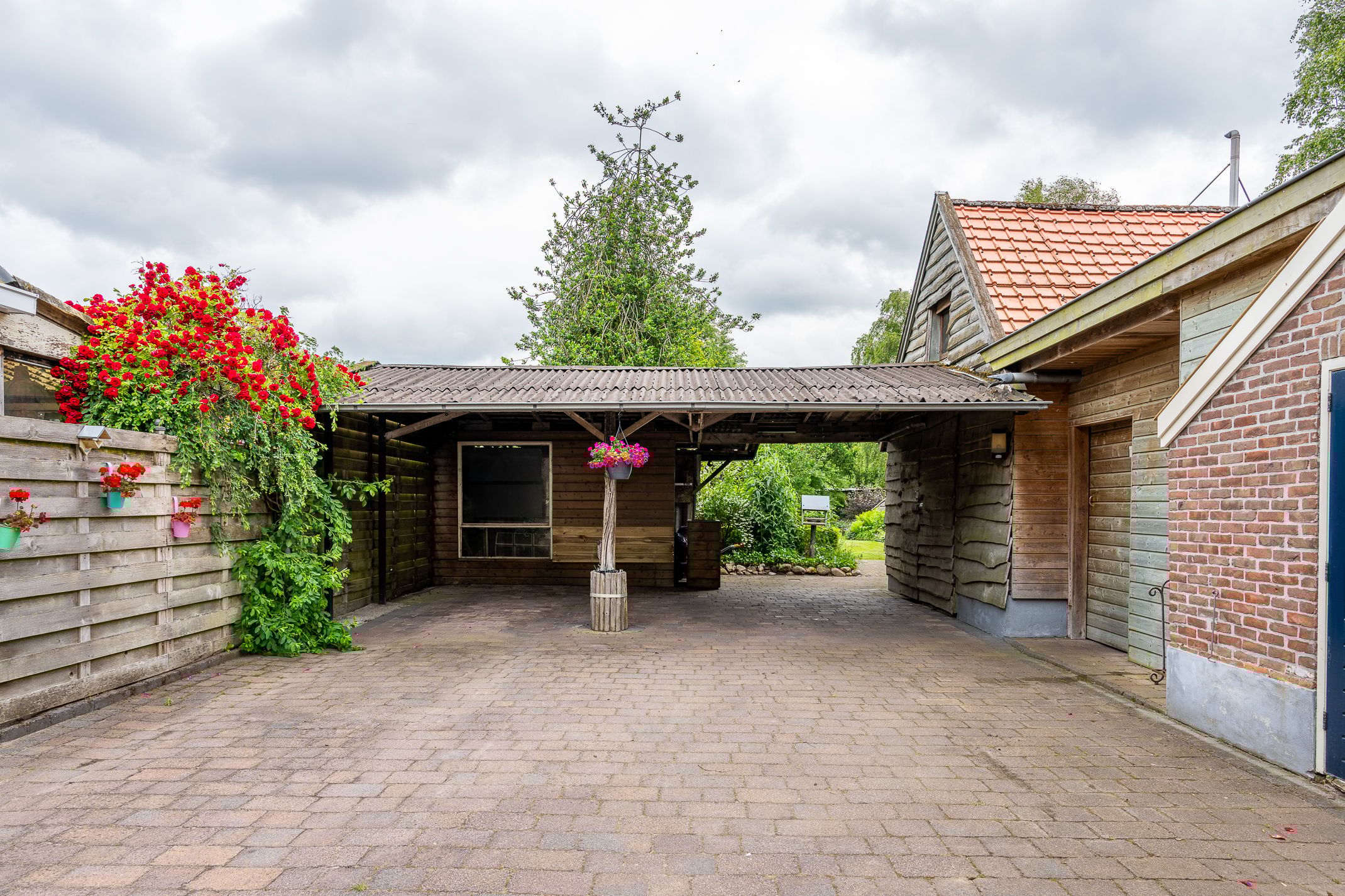 Foto 12 van Burg Tonkensstraat 1-A