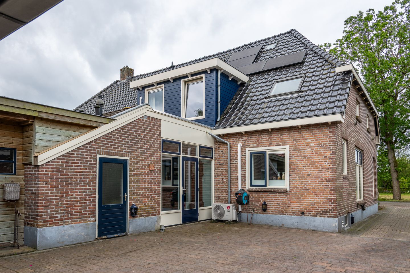 Foto 14 van Burg Tonkensstraat 1-A