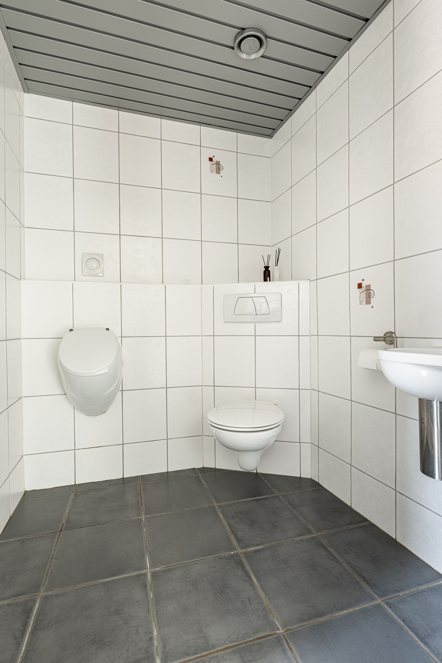 Foto 18 van Burg Tonkensstraat 1-A