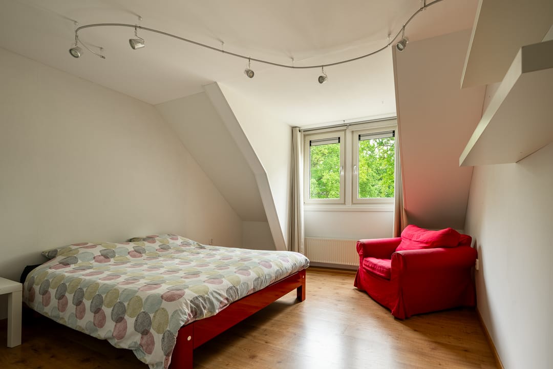 Foto 32 van Burg Tonkensstraat 1-A