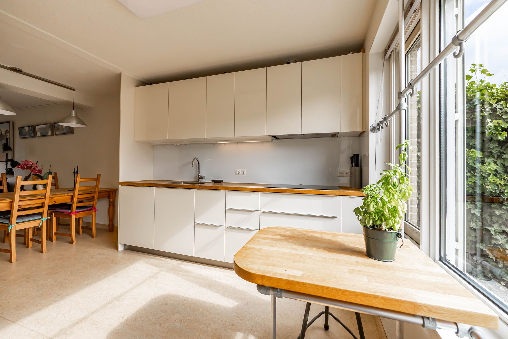 Foto 18 van Laurierstraat 46