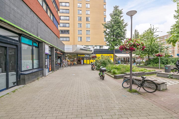 Photo 7 of Voorburgstraat 244