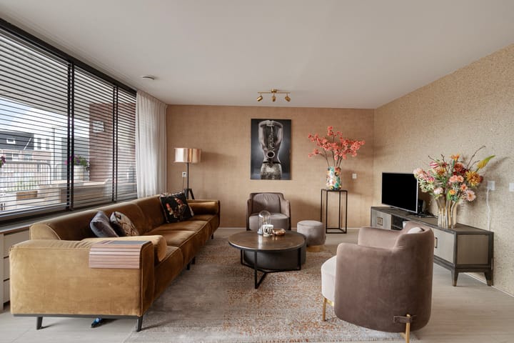 Photo 14 of Voorburgstraat 244