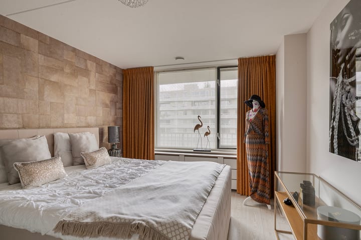 Photo 23 of Voorburgstraat 244