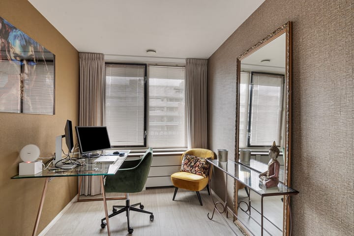 Photo 25 of Voorburgstraat 244