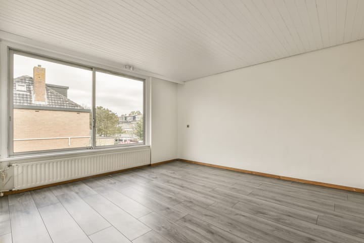 Photo 9 of Else Mauhsstraat 4