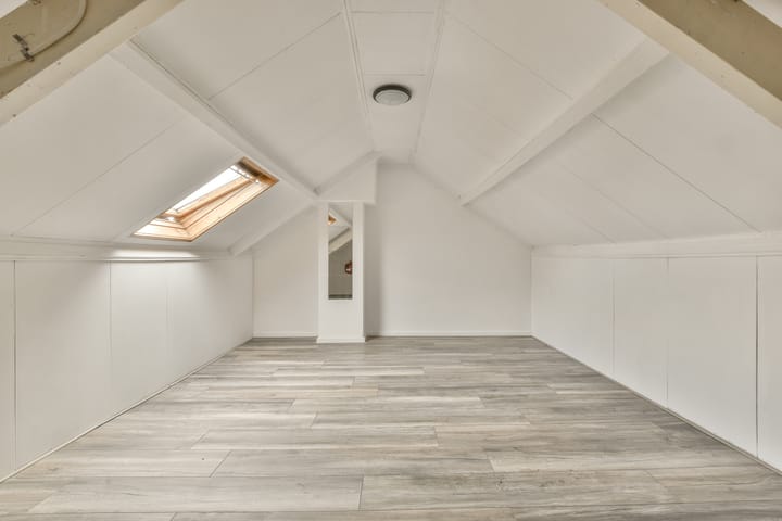 Photo 14 of Else Mauhsstraat 4